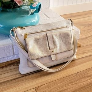 SHIPS FREE!! Fossil Kinley Pale Gold Leather Crossbody Bag